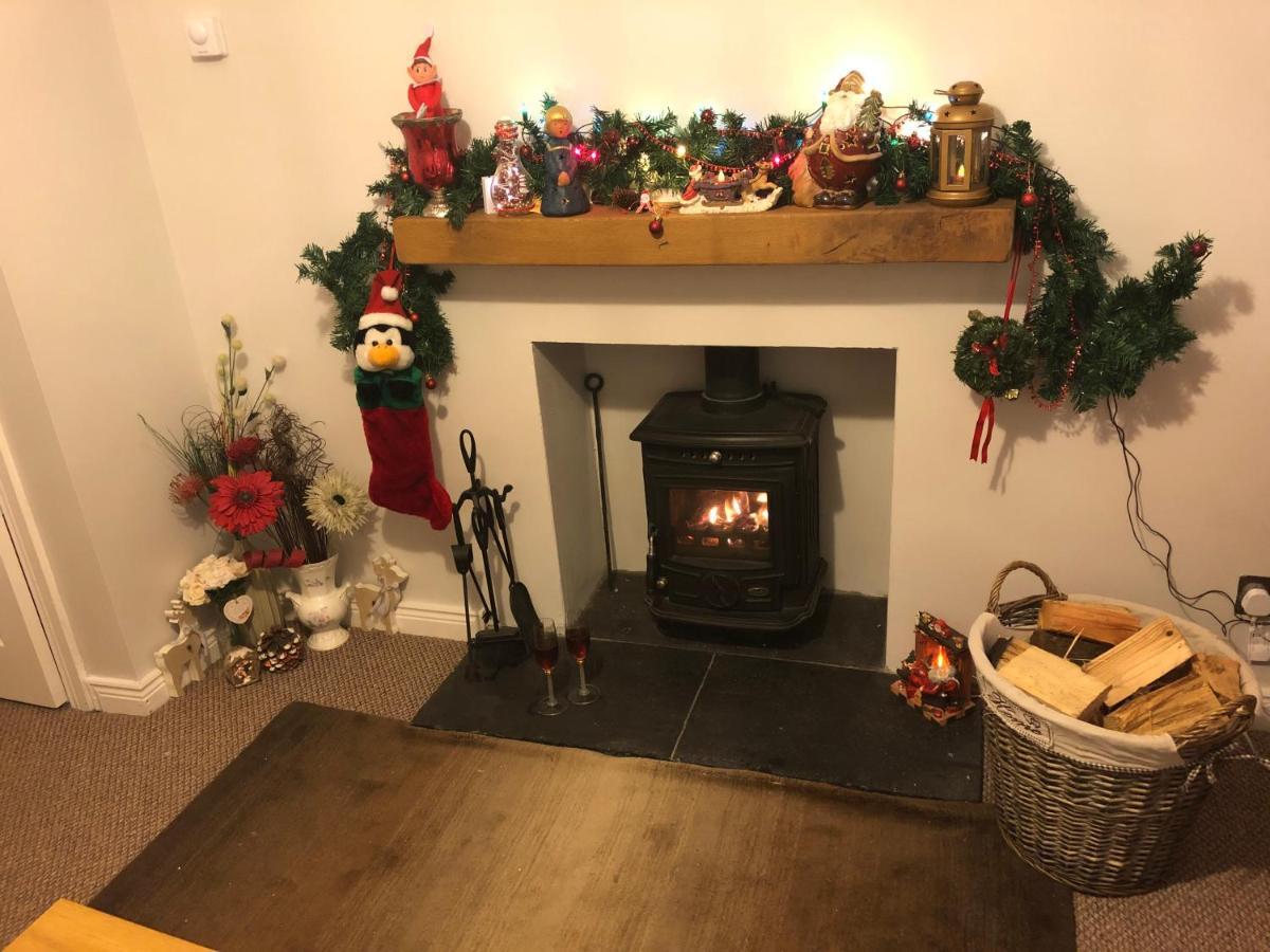 Ponderosea Cottage Free Gated Parking M1 & City Location, Wood Stove Lisburn Exteriér fotografie